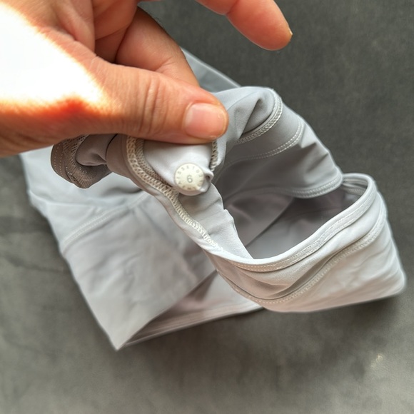 Lululemon twist and train bra size 6 - Picture 5 of 8